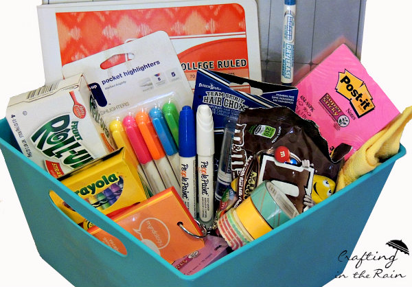 30 Practical Gifts College Students Really Want (Off To College 20