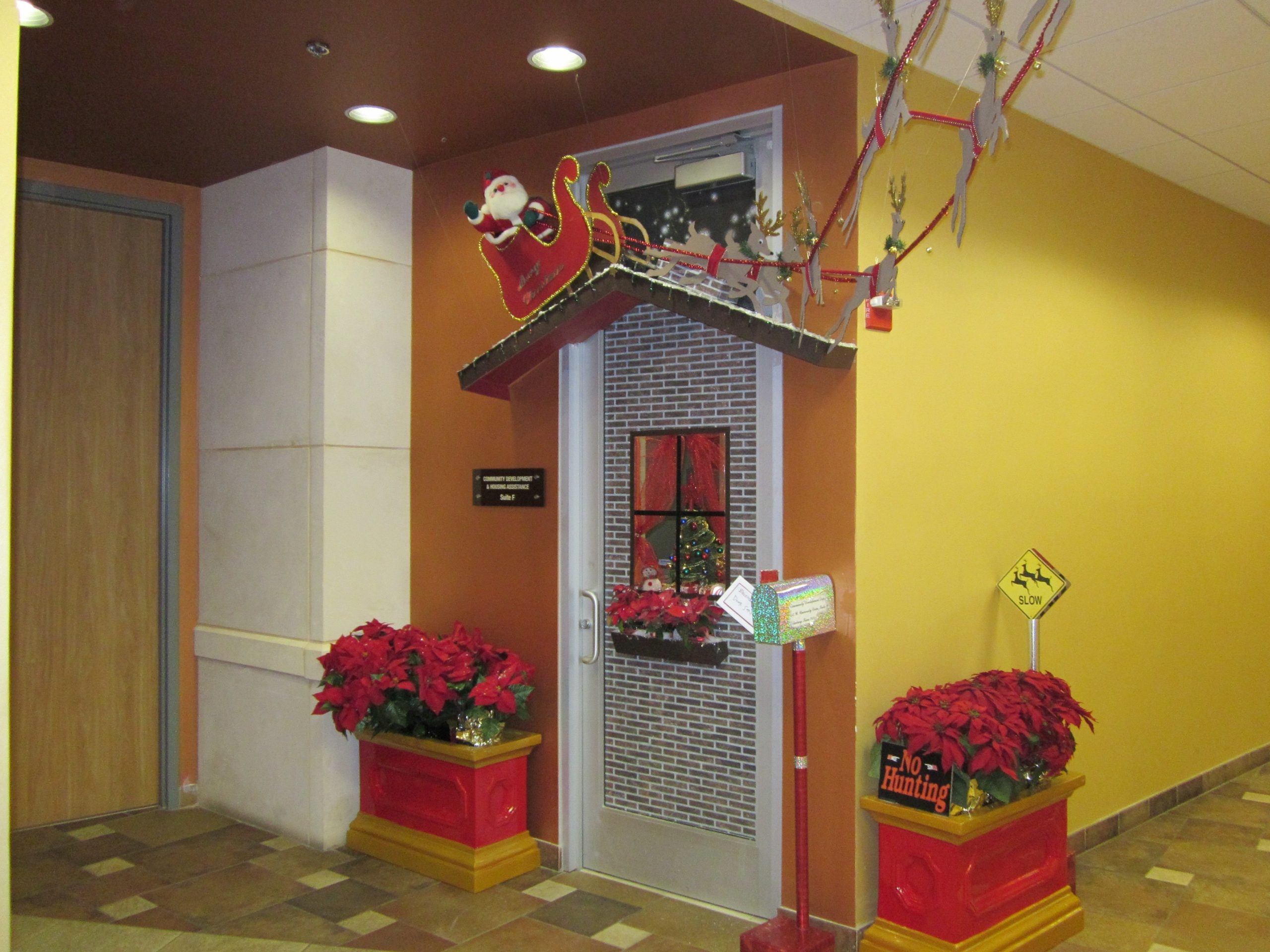 50 Christmas Door Decorations For Work To Help You Ace The Door