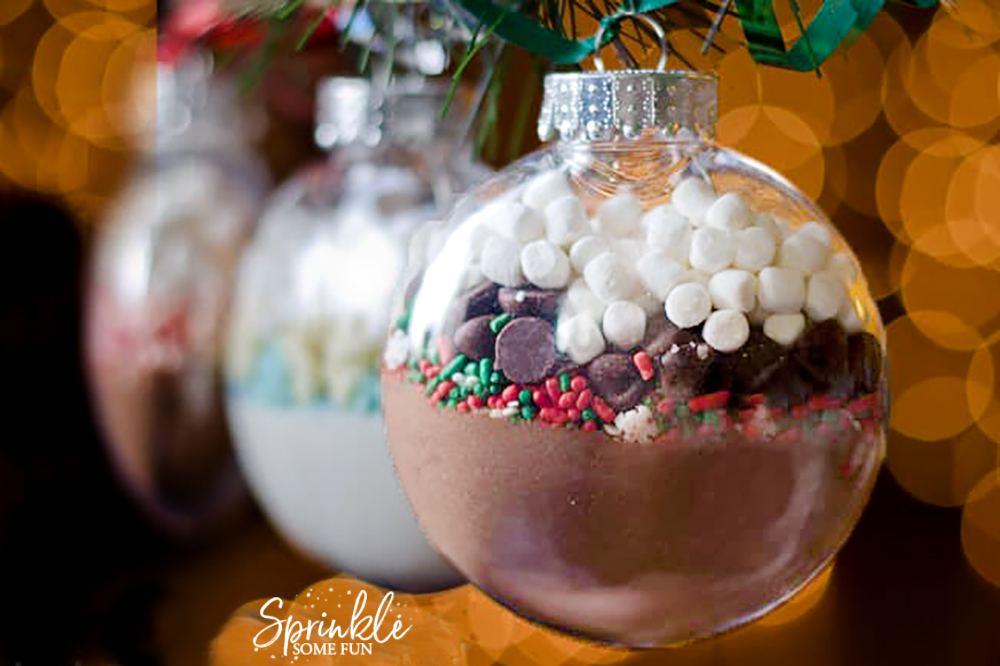 8 Ways To Fill A Clear Glass Christmas Ornament