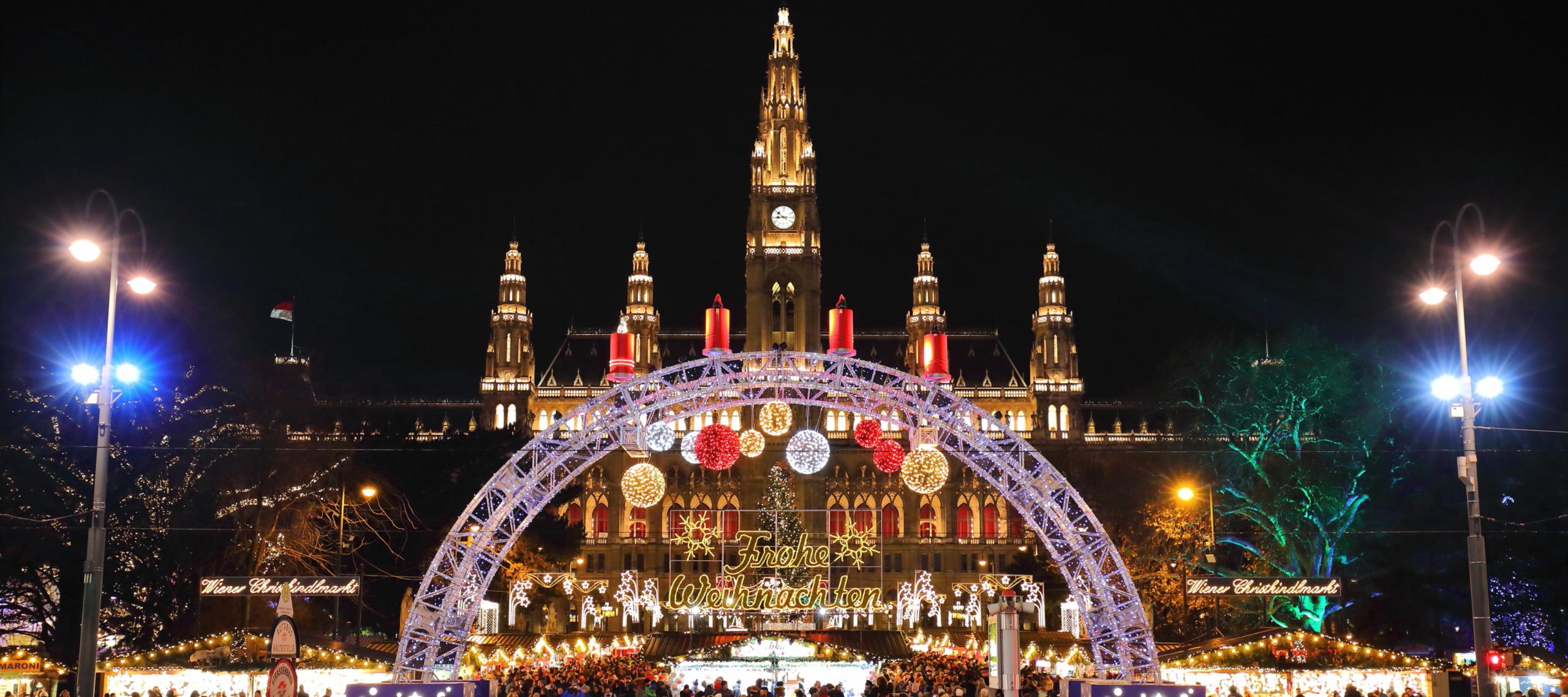 Best Vienna Christmas Markets (Map + Dates 2021)
