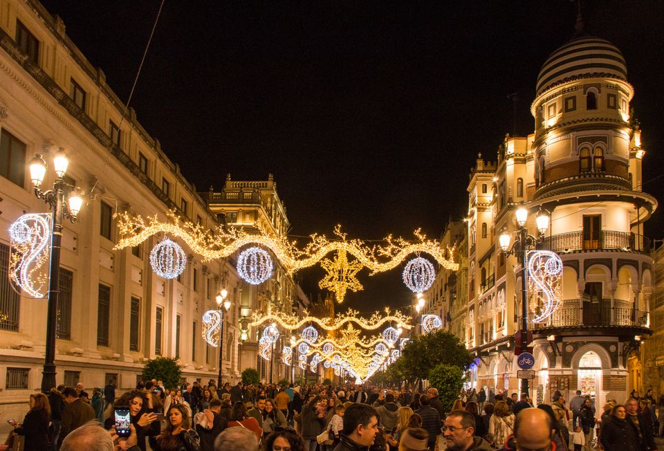 Christmas In Spain & Where To Find Festive Spirit In Madrid - Seekin