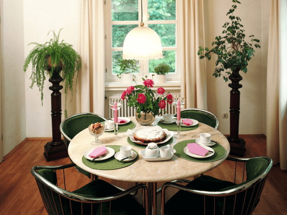Dining Table Decor Ideas: 10 Tips For Beautiful