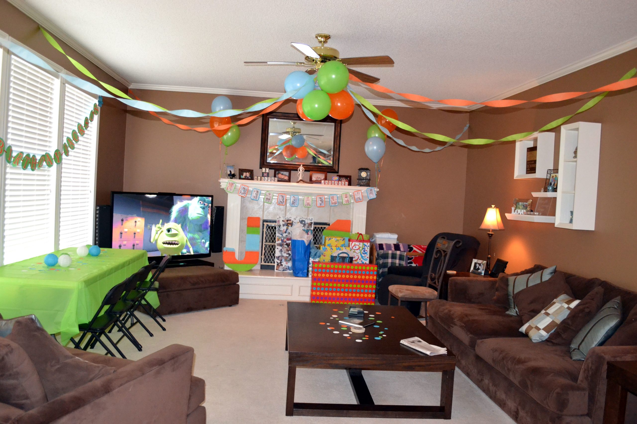 How To Decorate Living Room For Birthday Party On Budget
