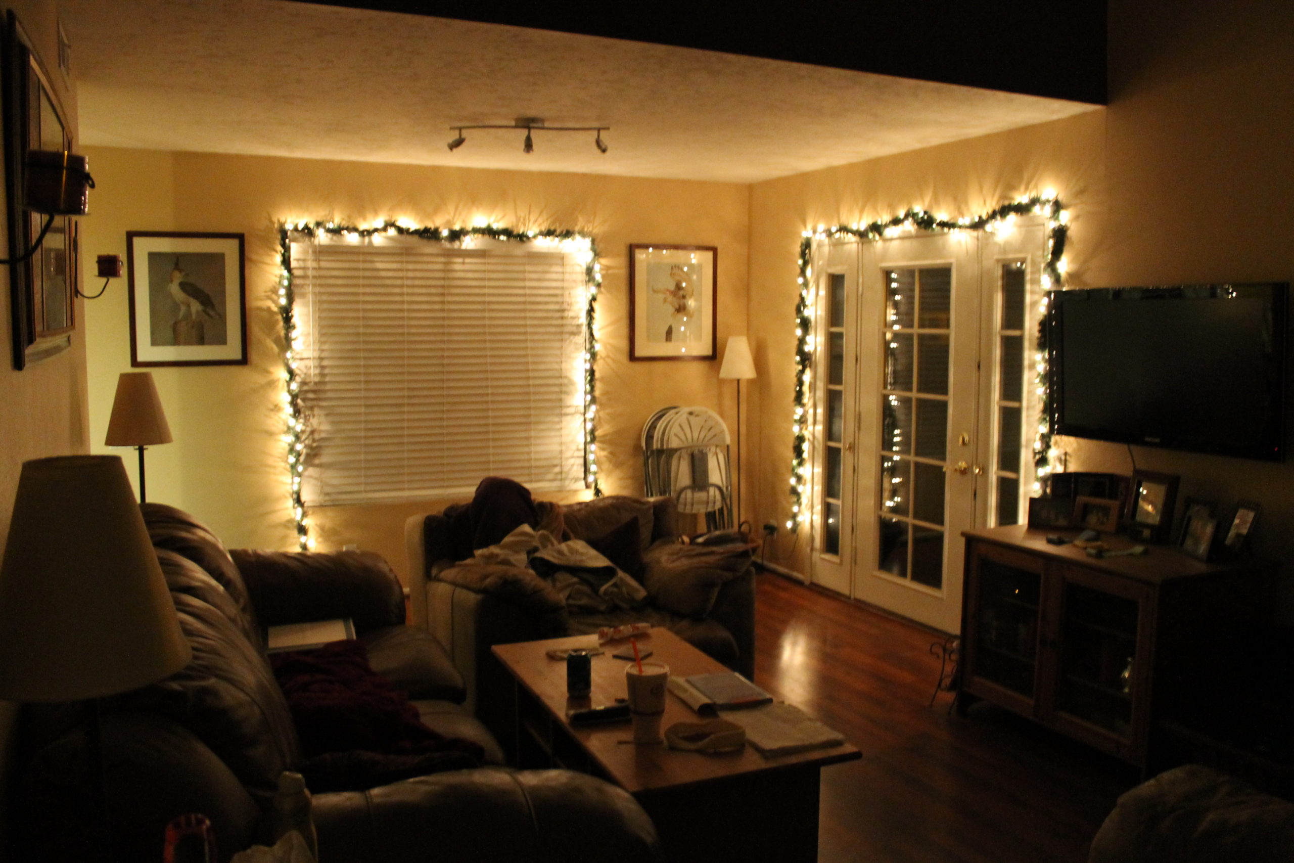 Simple Ways To Decorate A Living Room For Christmas